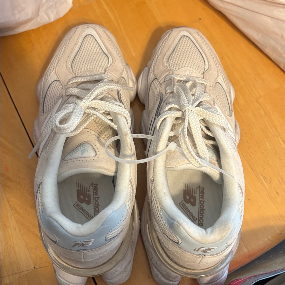 New Balance 9060  Women's Sneakers - Picture 10 of 12